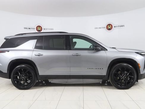 Used 2024 Chevrolet Traverse RS w/ LPO, Floor Liner Package image 2