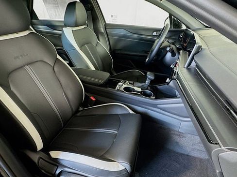 New 2026 Kia K5 GT-Line image 31
