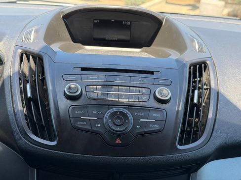Used 2018 Ford Escape SE FWD image 20