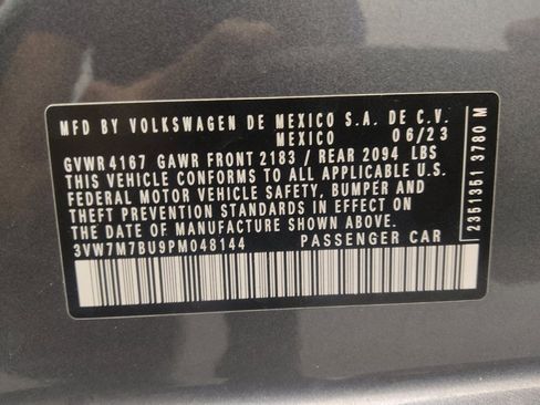 Used 2023 Volkswagen Jetta SE w/ Panoramic Sunroof Package image 33