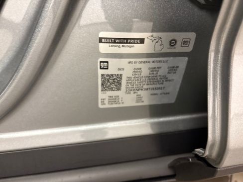 New 2026 GMC Acadia AT4 w/ LPO, Floor Liner Package image 43