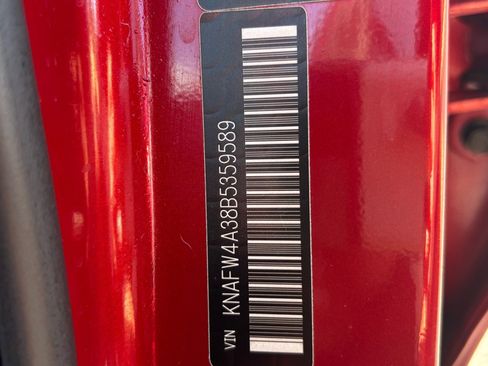 Used 2011 Kia Forte SX image 30