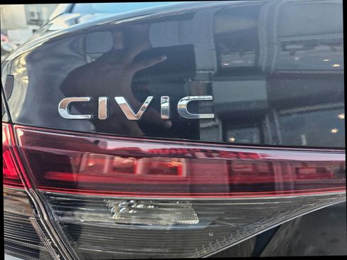 Used 2025 Honda Civic LX image 27