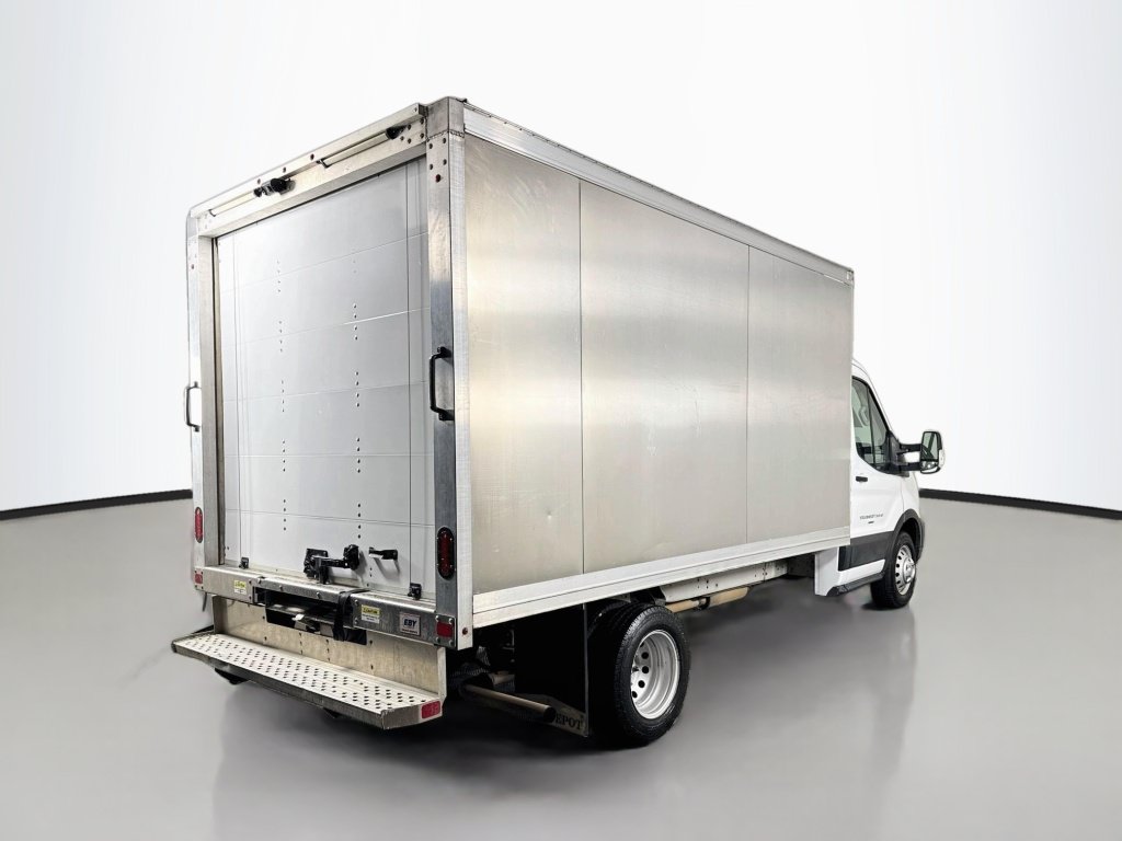 Used 2023 Ford Transit 350 RWD image 5