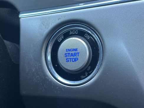 Used 2017 Hyundai Sonata Limited FWD image 26