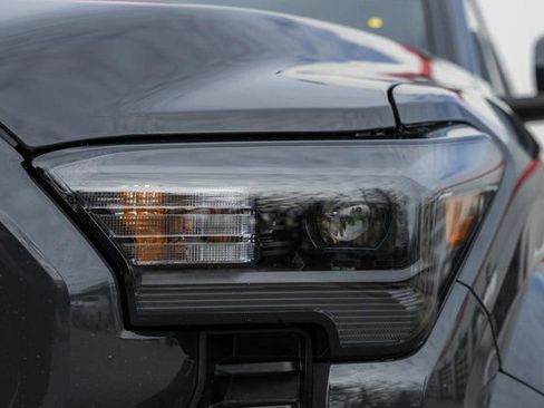 New 2026 Toyota Tacoma SR5 image 12