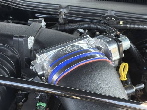 Used 2009 Ford Mustang Shelby GT500 RWD image 27