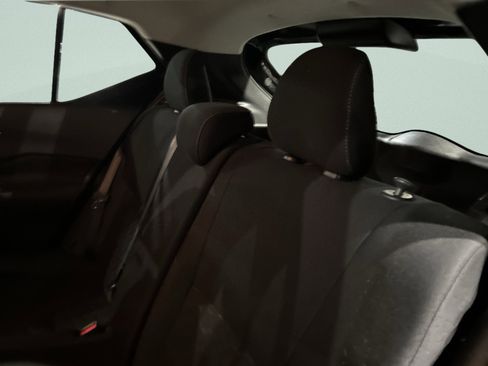 Used 2024 Nissan Kicks SV image 12