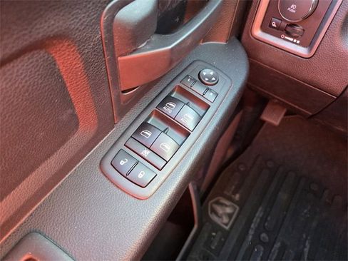Certified 2018 RAM 1500 Express image 21