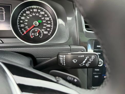 Used 2019 Volkswagen Golf Alltrack SEL image 36