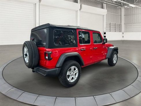 Used 2018 Jeep Wrangler Unlimited Sport S image 5