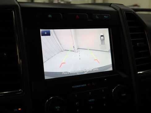 Certified 2020 Ford F150 Raptor w/ Equipment Group 801A Mid image 22