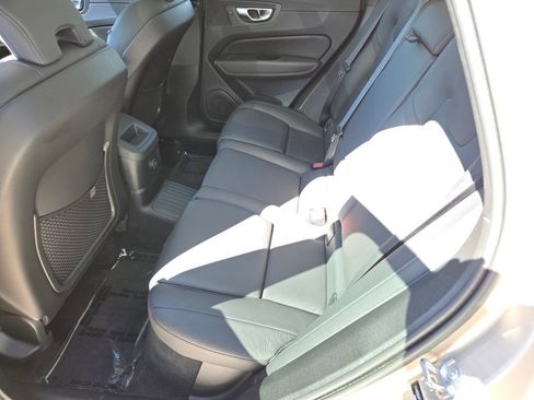 Used 2023 Volvo XC60 T8 Plus AWD/4WD image 15