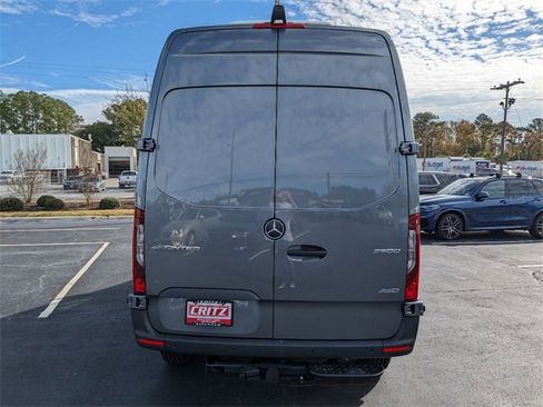 New 2024 Mercedes-Benz Sprinter 2500 image 6