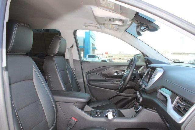 Used 2024 GMC Terrain SLT w/ Infotainment Package II FWD image 15