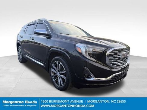 Used 2020 GMC Terrain Denali w/ Denali Premium Package AWD/4WD image 1