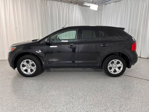 Used 2014 Ford Edge SE w/ Equipment Group 101A AWD/4WD image 2