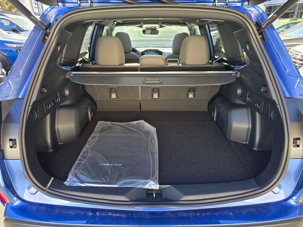 New 2026 Subaru Forester Premium AWD/4WD image 16