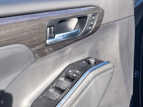 New 2026 Toyota Highlander Limited image 13