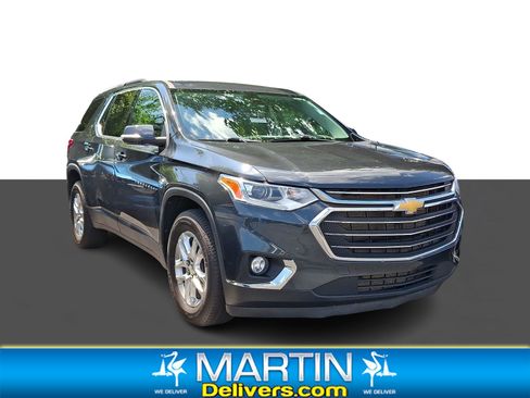 Used 2021 Chevrolet Traverse LT w/ LPO, Cargo Package FWD image 1