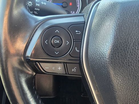 Used 2021 Toyota Venza LE AWD/4WD image 21