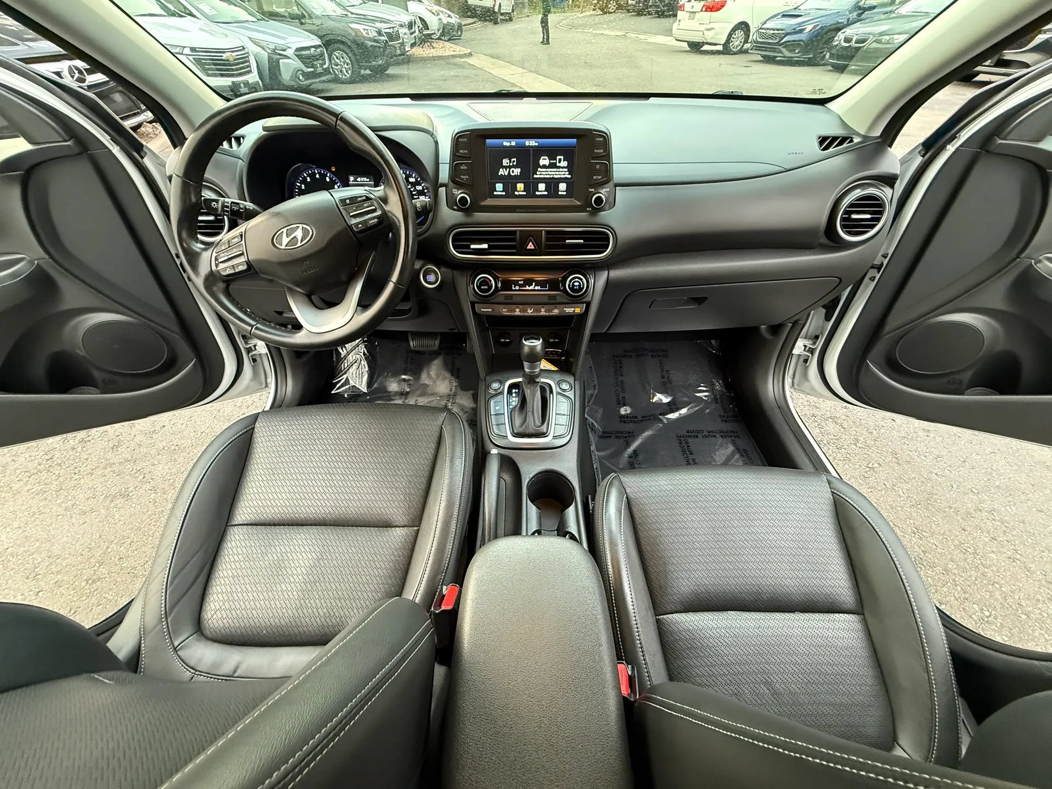 Used 2018 Hyundai Kona Limited AWD/4WD image 34