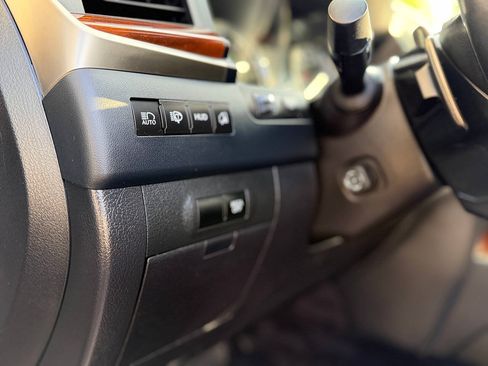 Used 2017 Lexus LX 570 4WD w/ Luxury Package image 53