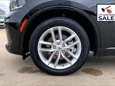 Used 2025 Dodge Durango GT AWD/4WD image 9