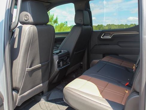 New 2025 Chevrolet Silverado 1500 High Country image 19