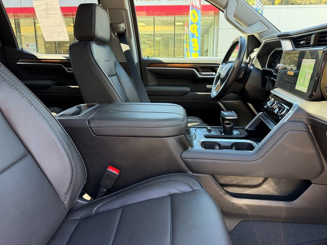 Used 2026 GMC Sierra 1500 Denali AWD/4WD image 3