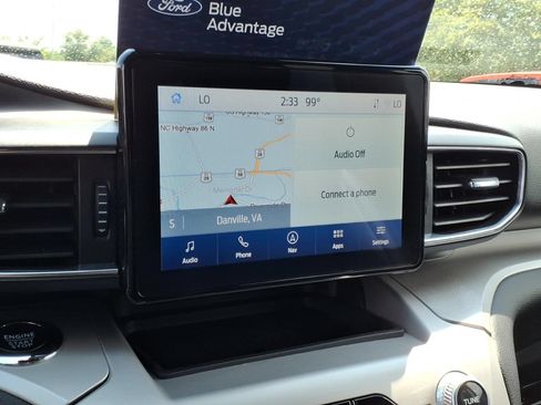 Certified 2024 Ford Explorer XLT w/ Equipment Group 202A AWD/4WD image 18