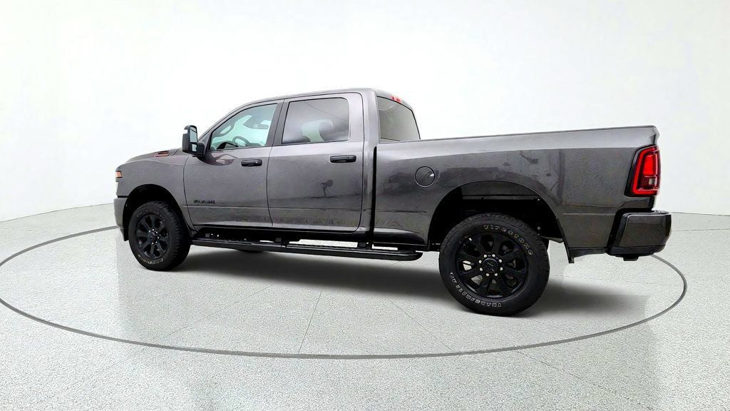 Used 2026 RAM 2500 Big Horn AWD/4WD image 6