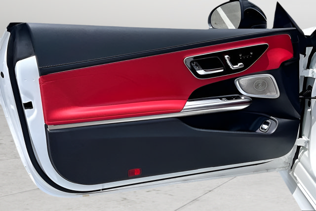 New 2026 Mercedes-Benz CLE 450 4MATIC Coupe image 13