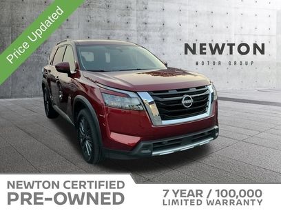 Used 2025 Nissan Pathfinder SL w/ SL Premium Package