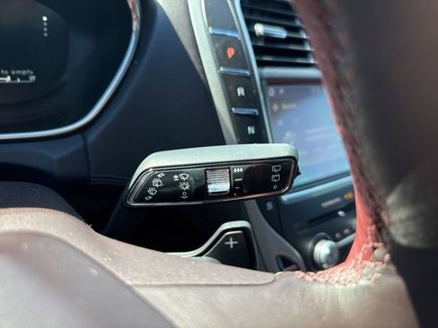 Used 2019 Lincoln Nautilus Black Label image 29