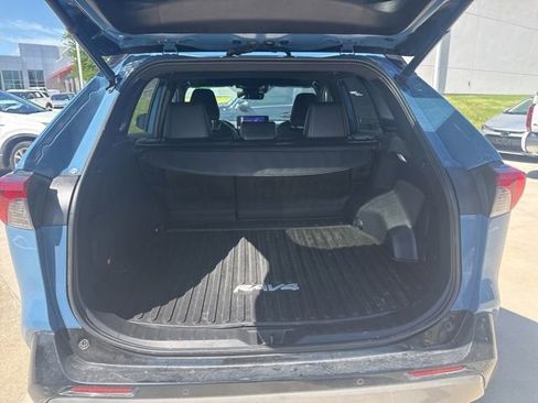 Used 2023 Toyota RAV4 XSE AWD/4WD image 7