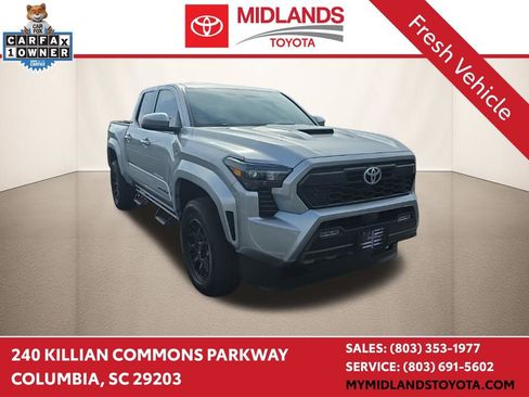 Used 2024 Toyota Tacoma TRD Sport image 1