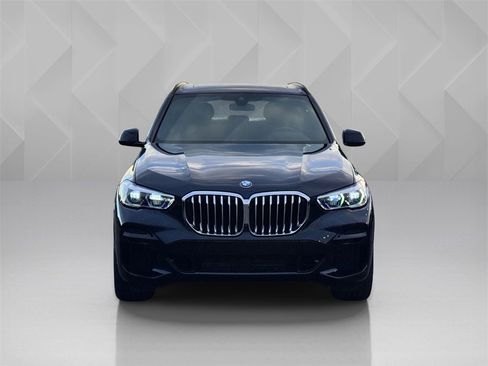 Used 2022 BMW X5 sDrive40i w/ M Sport Package image 2