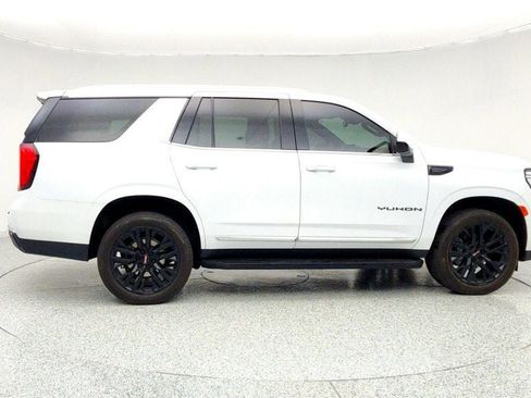 Used 2023 GMC Yukon SLT image 4