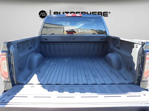 Used 2018 GMC Sierra 1500 SLT w/ SLT Premium Package image 28