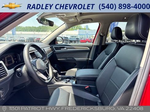 Used 2022 Volkswagen Atlas SEL image 9