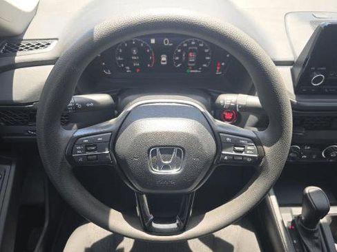 Used 2025 Honda Accord LX image 16
