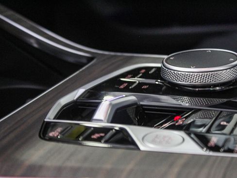 New 2026 BMW X5 xDrive40i w/ Climate Comfort Package image 22