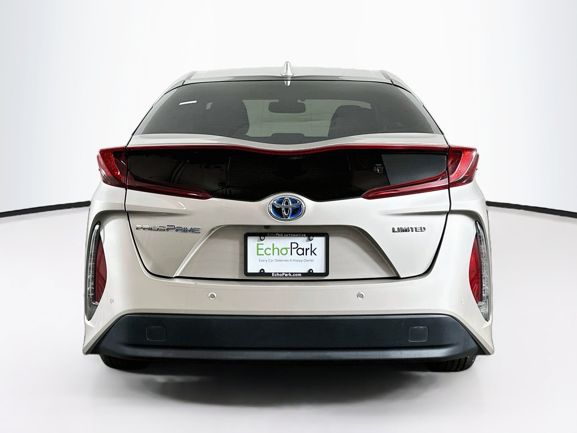Used 2020 Toyota Prius Prime Limited w/ Carpet Mat Package FWD image 7