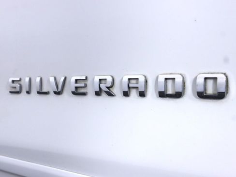 Used 2017 Chevrolet Silverado 1500 LT w/ All Star Edition image 33