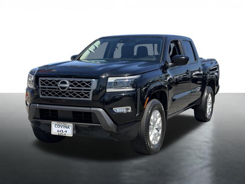 Used 2023 Nissan Frontier SV w/ SV Premium Package RWD image 4