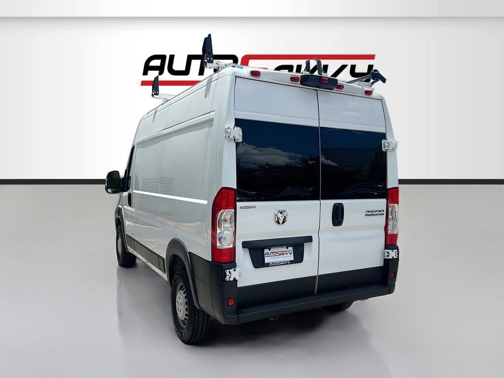 Used 2024 RAM ProMaster 2500 w/ Convenience Group FWD image 5