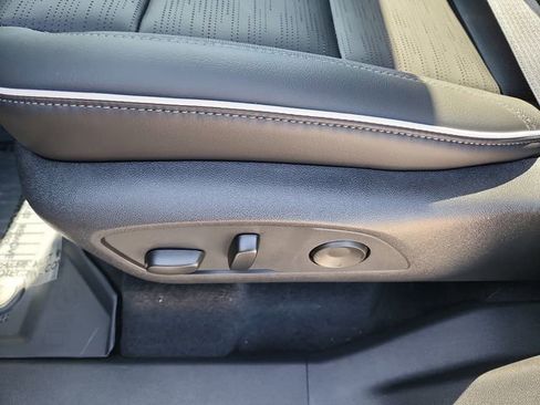 New 2026 Buick Enclave Sport Touring w/ Power Package FWD image 18