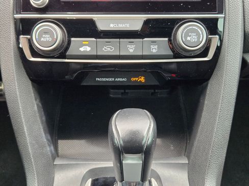 Used 2020 Honda Civic Sport image 18