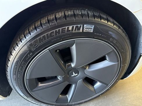 Used 2021 Tesla Model 3 Standard Range Plus RWD image 13